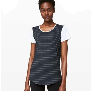 lululemon crew neck tee
